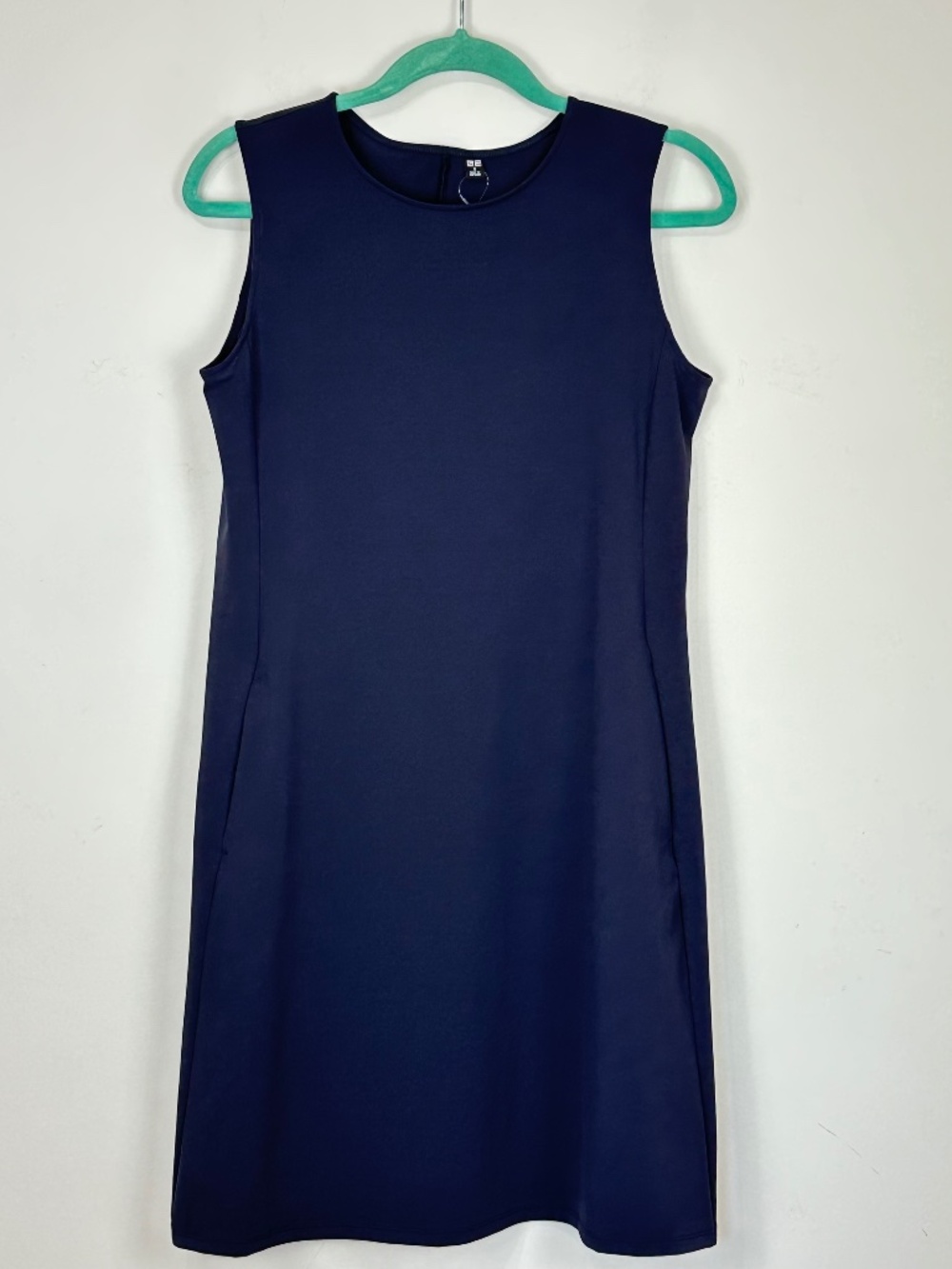 NWOT Uniqlo Navy Blue Sleeveless A Line Dress Stretch Pocket Fit Flare Midi S
